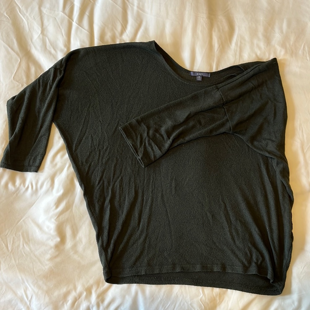 Hunter green sweater